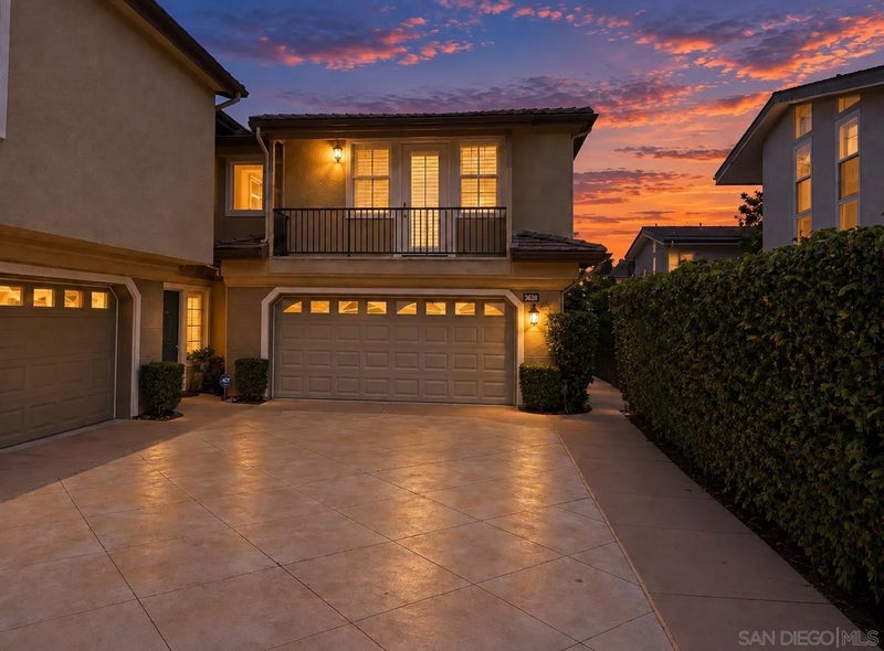 2538 Navarra Dr D