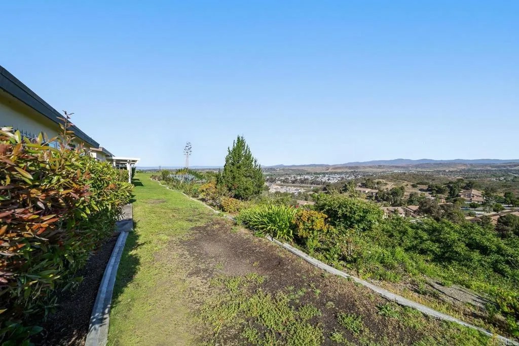 3902 N Vista Campana 22