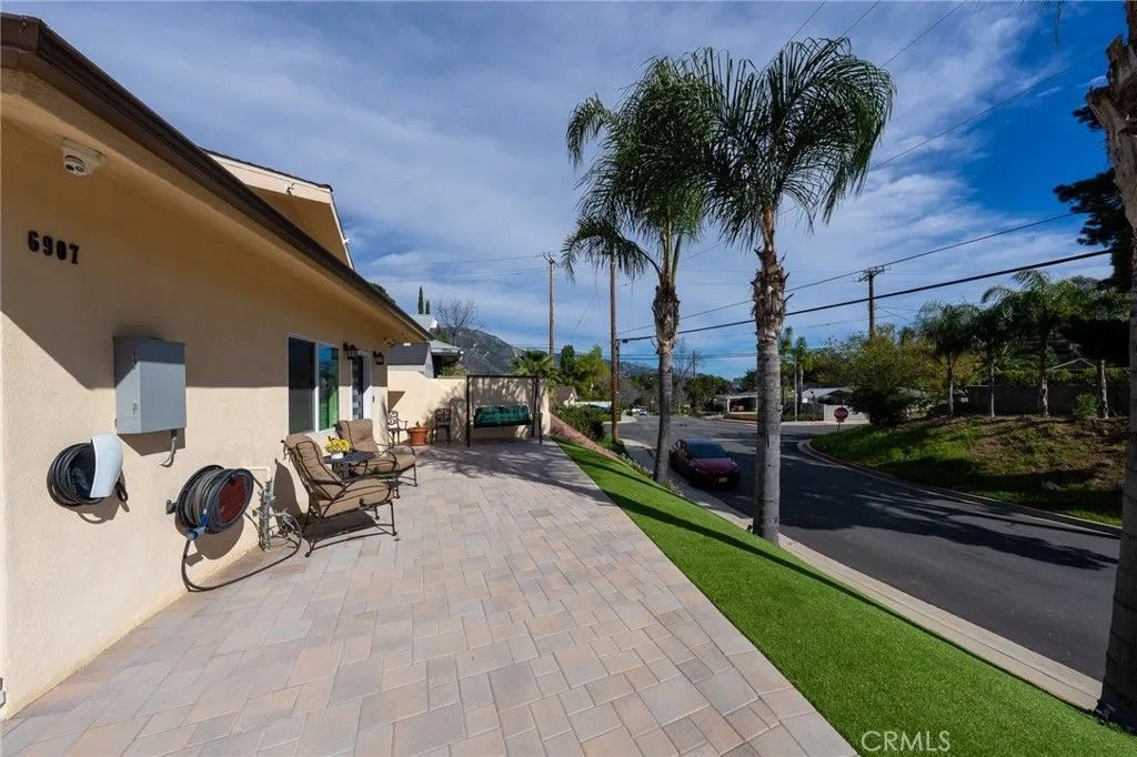 Photo of 6907 Estepa Drive, Tujunga, CA 91042 (MLS # GD26043844)