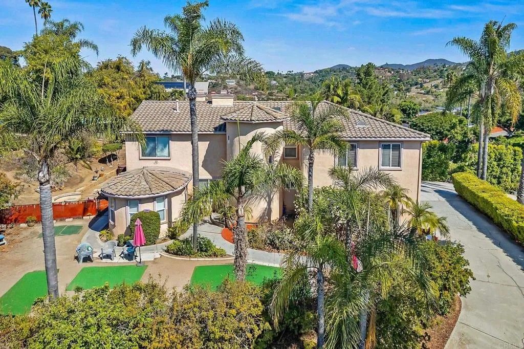 Photo of 1175 York Drive, Vista, CA 92084 (MLS # NDP2509924)