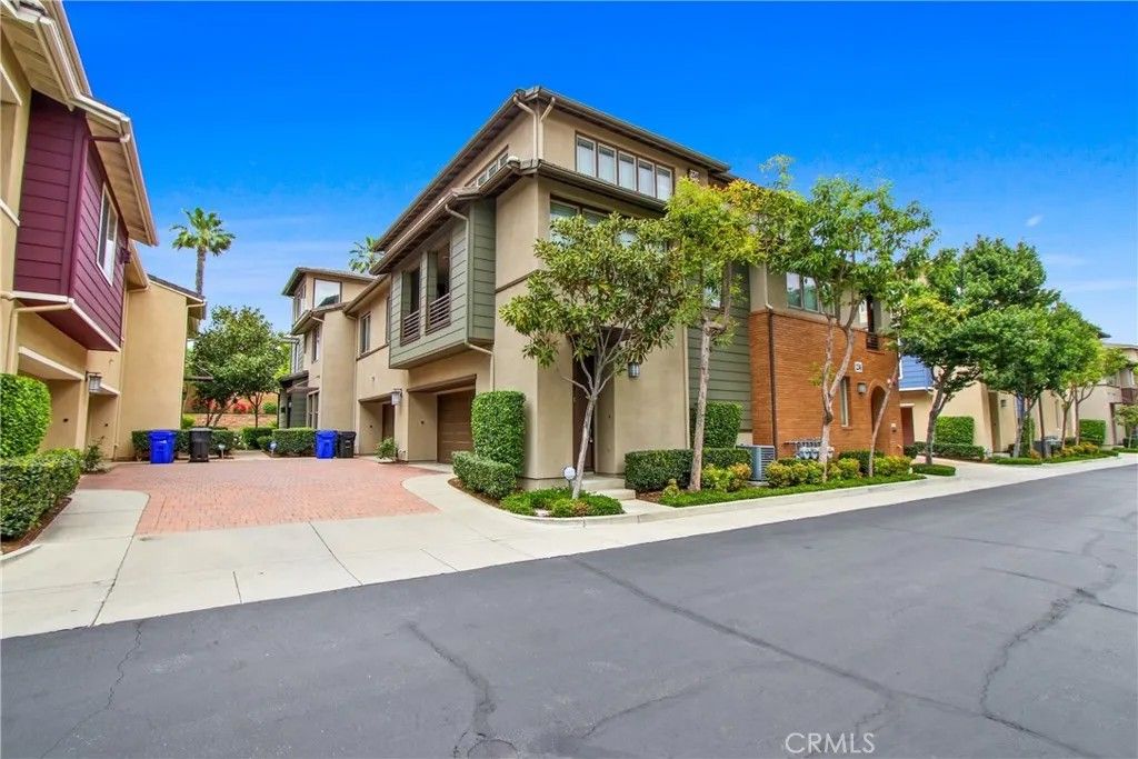 Photo of 12346 Hollyhock Drive #2, Rancho Cucamonga, CA 91739 (MLS # IV26058804)