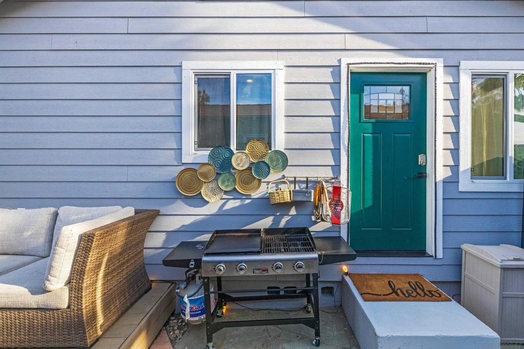 Photo of 4825 W Point Loma Blvd, San Diego, CA 92107 (MLS # 260007577)