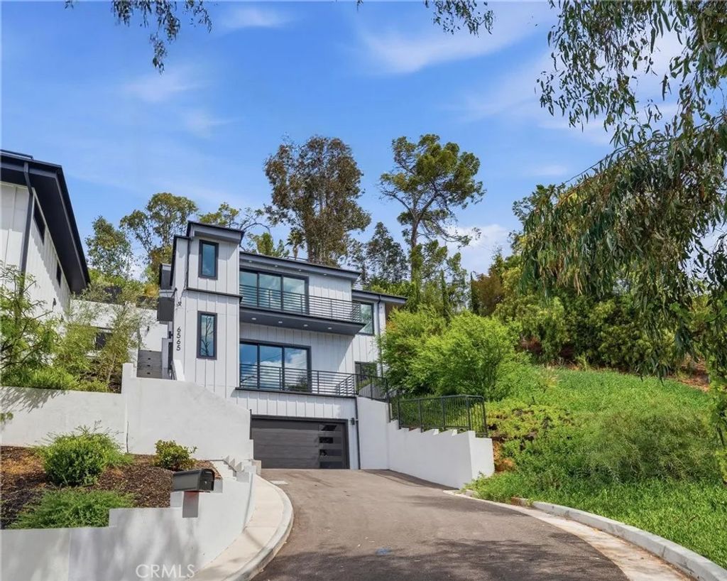 Photo of 6565 Pickwick, Los Angeles, CA 90042 (MLS # WS26075232)