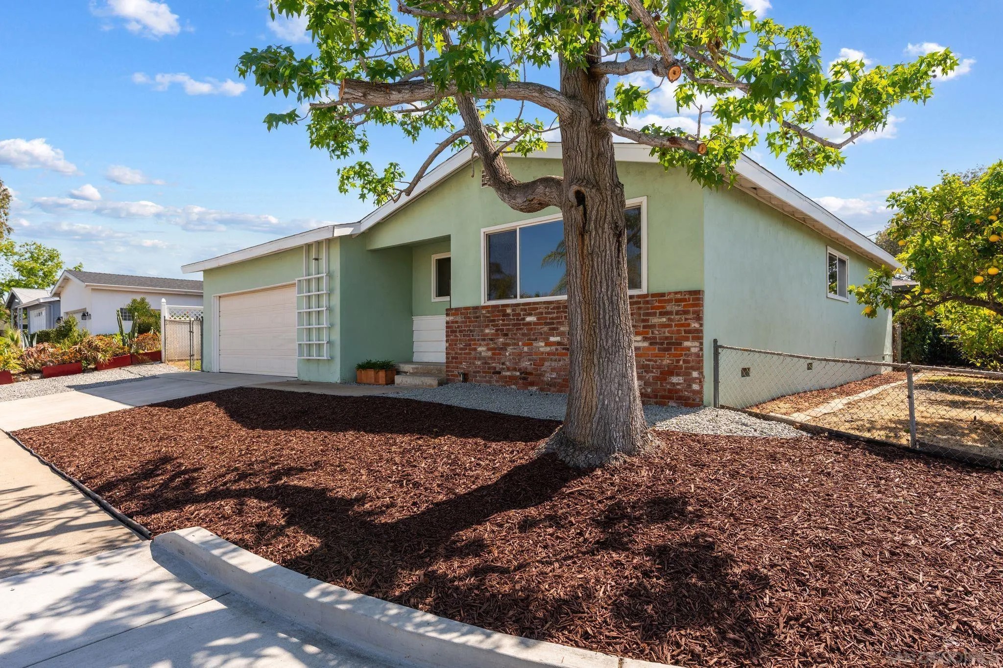 3801 Tiara Street