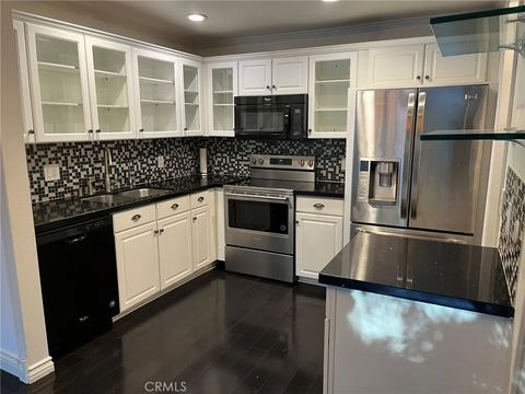 Photo of 102 Scholz Plaza 149 Plz, Newport Beach, CA 92663 (MLS # NP26012558)