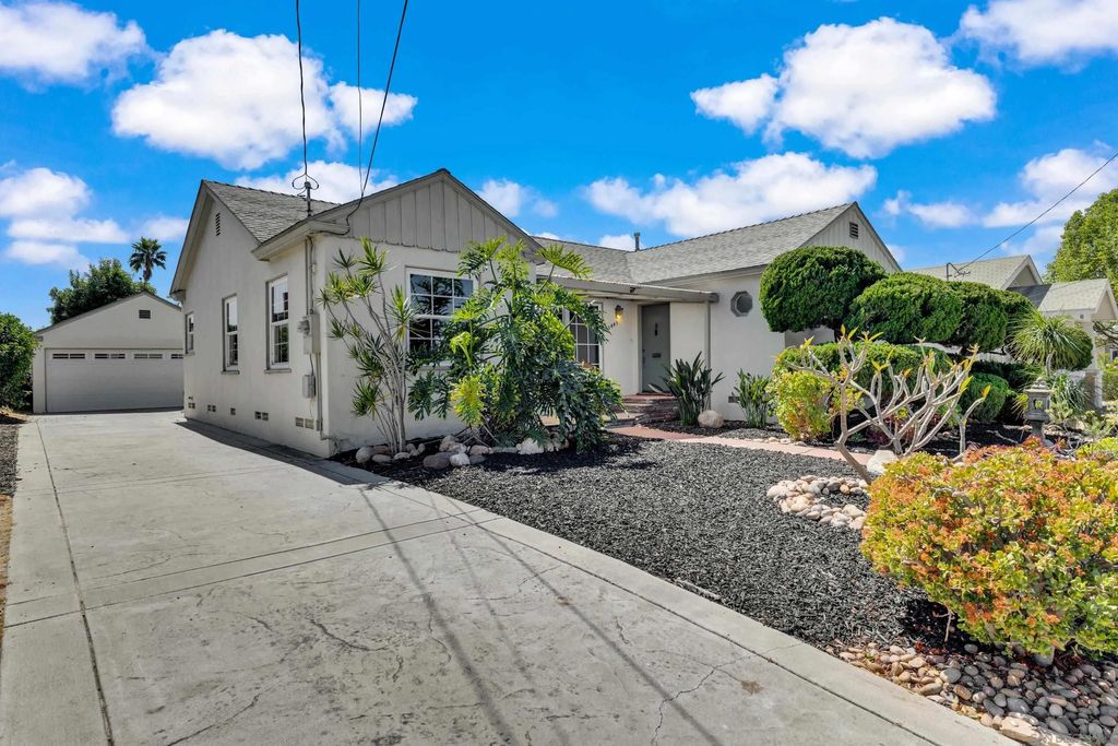 Photo of 5445 Adams Avenue, San Diego, CA 92115 (MLS # 260006897)