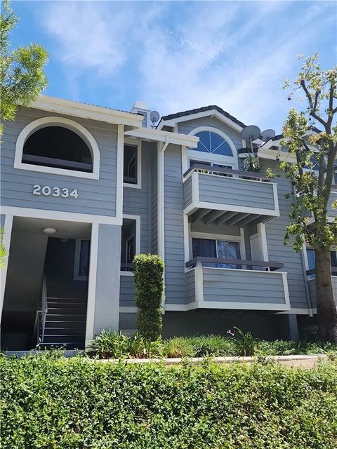 Photo of 20334 Rue Crevier #622, Canyon Country, CA 91351 (MLS # SR25104870)