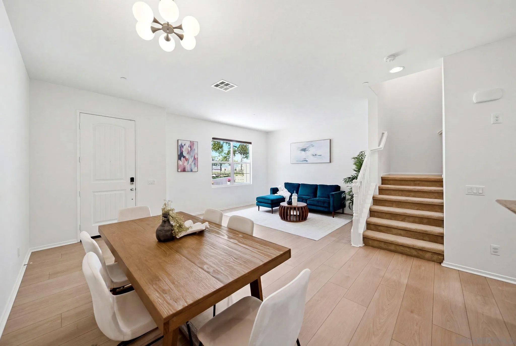 1360 Santa Victoria Rd 4