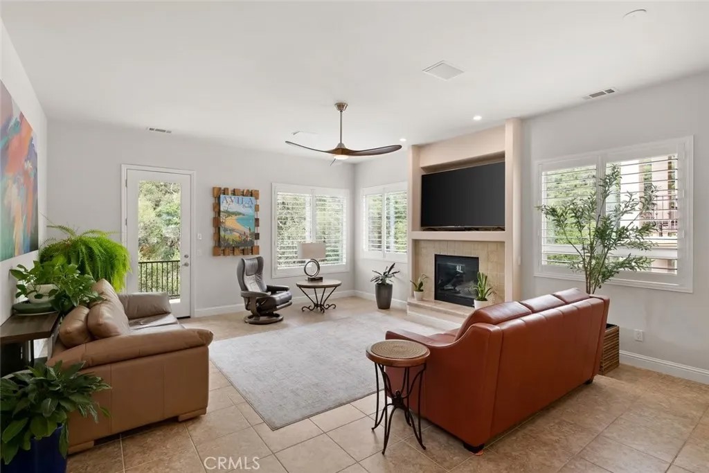 2535 Lupine Canyon