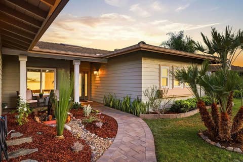 Photo of 1356 Blackhawk Glen, Escondido, CA 92029 (MLS # NDP2607410)