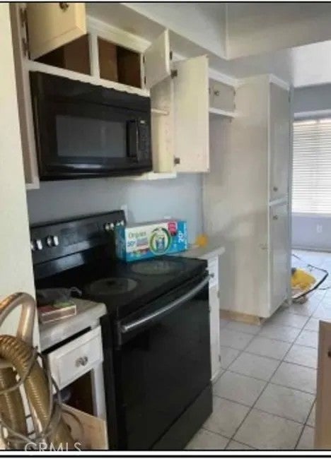 6818 Herndon