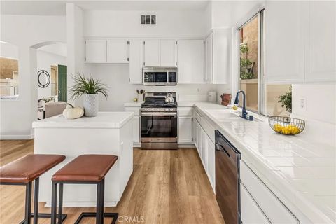 Tiny photo for 909 Cimarron Ln, Corona, CA 92879 (MLS # OC25234931)