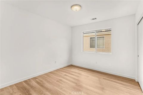 Tiny photo for 909 Cimarron Ln, Corona, CA 92879 (MLS # OC25234931)