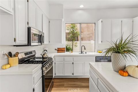 Tiny photo for 909 Cimarron Ln, Corona, CA 92879 (MLS # OC25234931)