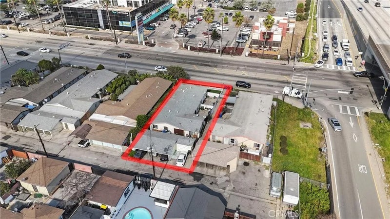 640 W Redondo Beach