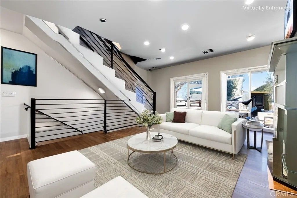 Photo of 1857 Crenshaw Boulevard #1/2, Los Angeles, CA 90019 (MLS # BB25249268)