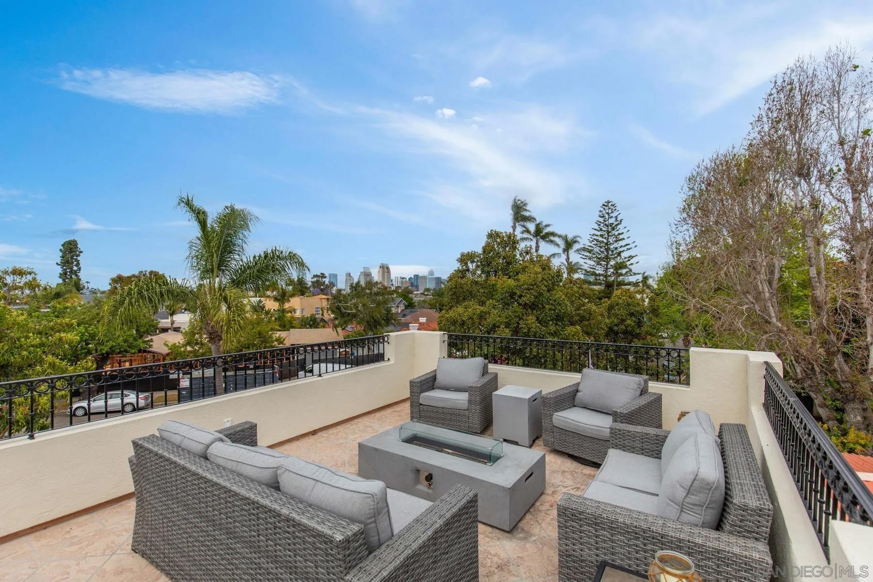 314 Glorietta Place
