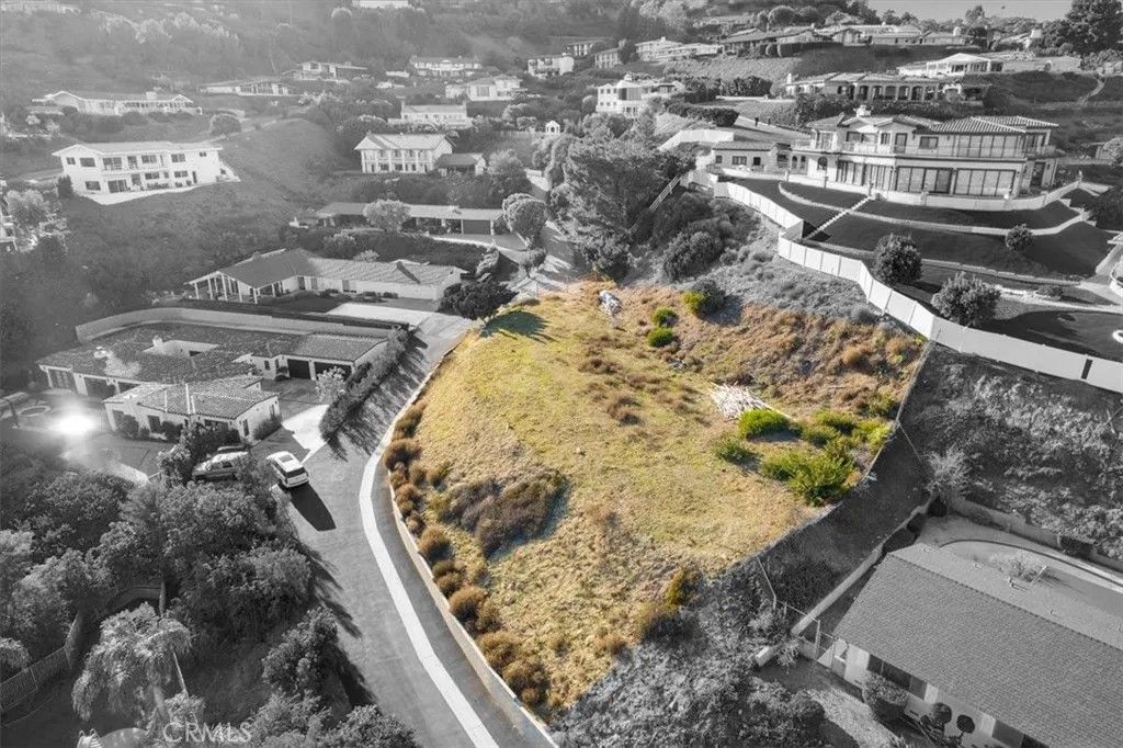 Photo of 2958 Crownview Dr, Rancho Palos Verdes, CA 90275 (MLS # PV26100977)