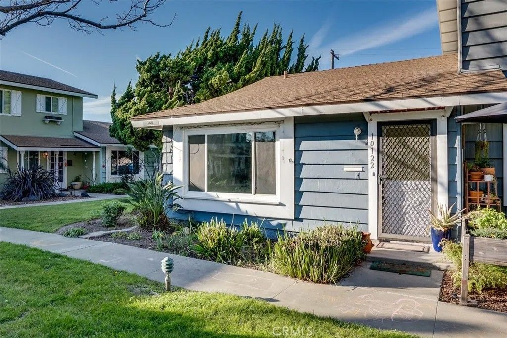 Photo of 10122 Hull Drive, Huntington Beach, CA 92646 (MLS # OC26045239)