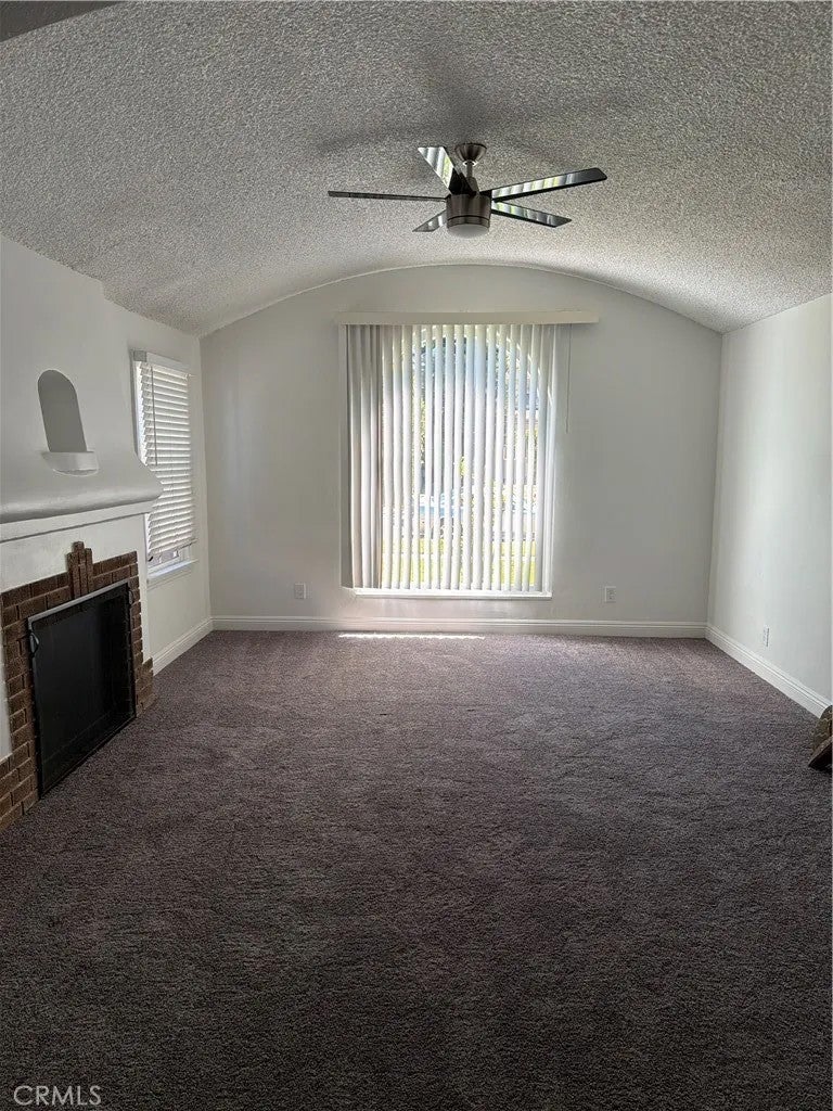 3433 Lowell