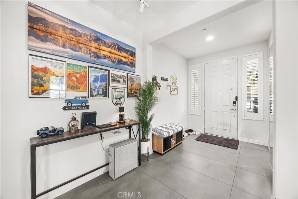 2934 S Via Belamaria
