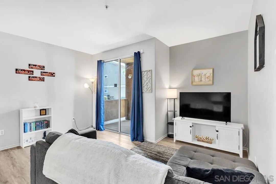 24909 Madison Avenue 3513
