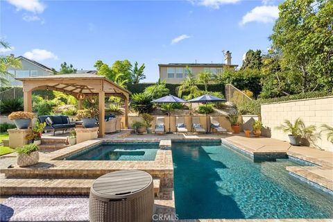 Photo of 2440 N Highwood Road, Orange, CA 92867 (MLS # OC25277381)