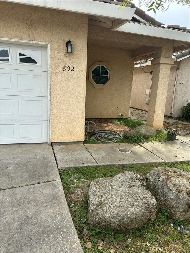 692 Gateway