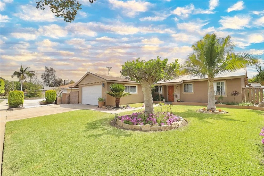 1422 Falstone Ave.