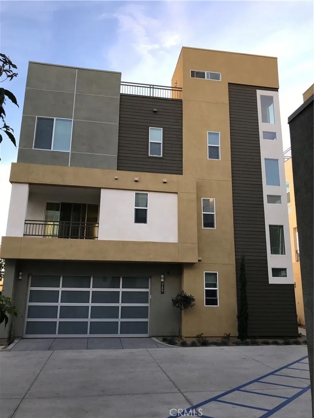 Photo of 789 Leeward Way, Costa Mesa, CA 92627 (MLS # NP26001312)