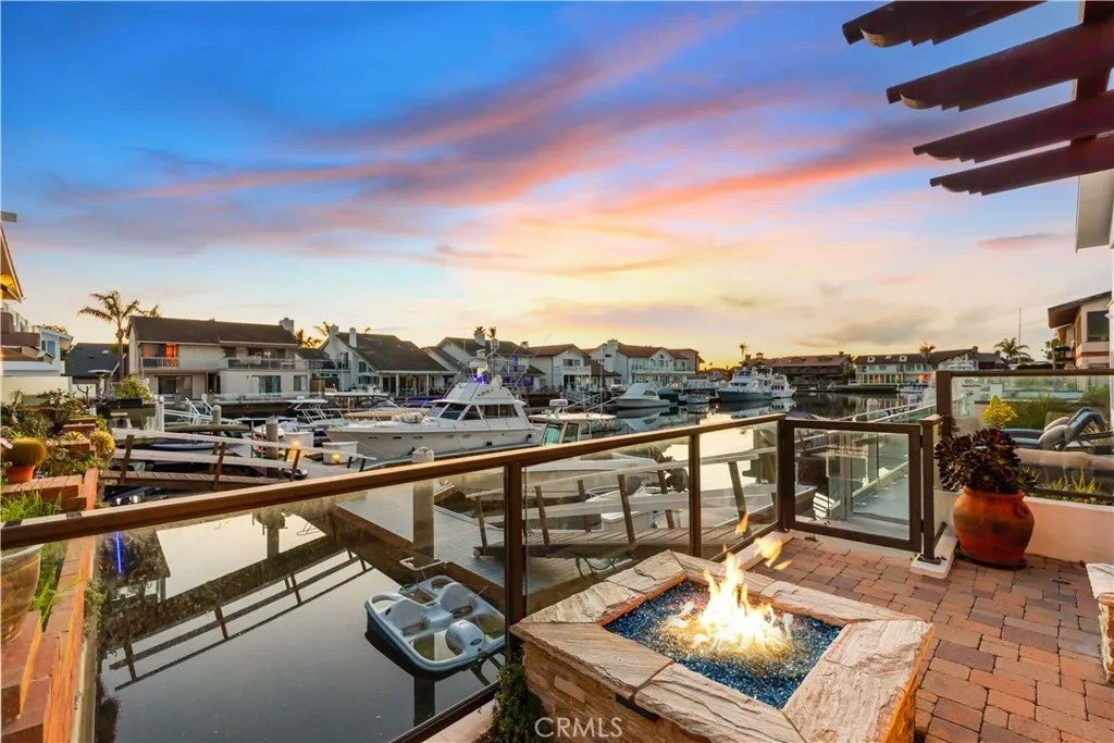 Photo of 16455 Ladona Circle, Huntington Beach, CA 92649 (MLS # OC26183969)