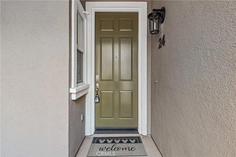 24 Valmont