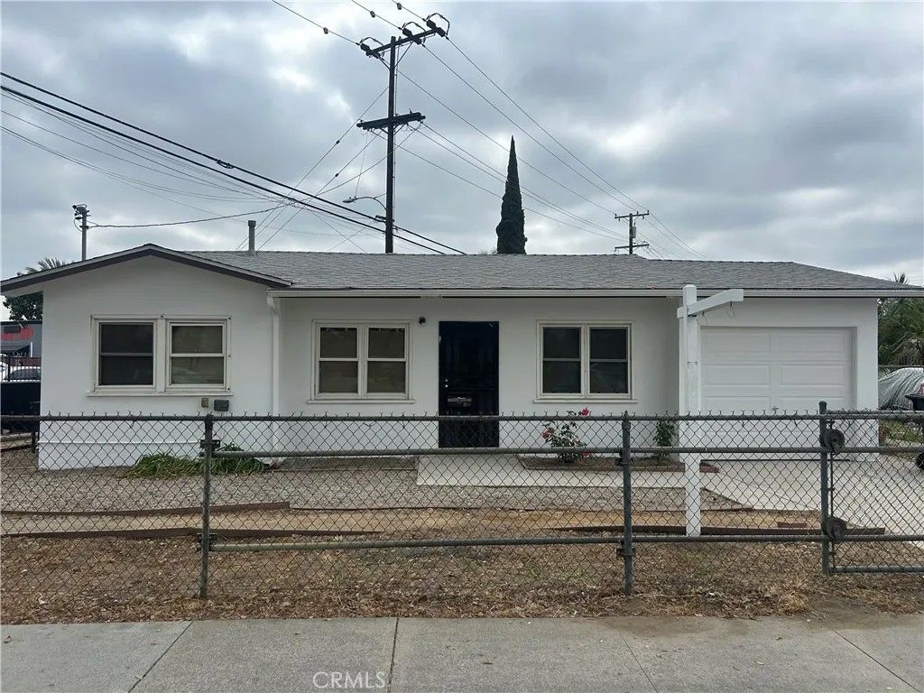 Photo of 8022 Jaboneria Rd, Bell Gardens, CA 90201 (MLS # SB26087628)