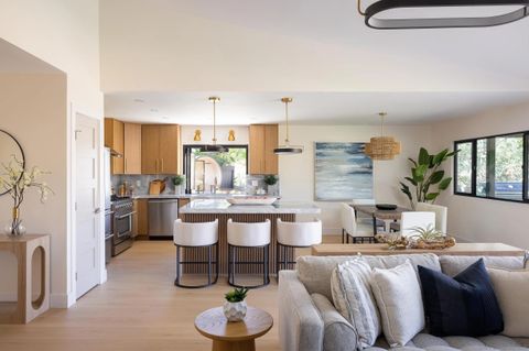 Photo of 1502 Vanessa Cir, Encinitas, CA 92024 (MLS # 260005970)