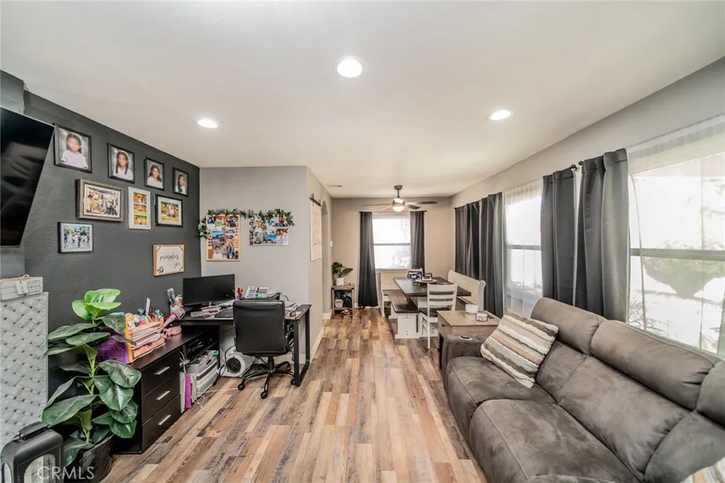 857 W 25th Street