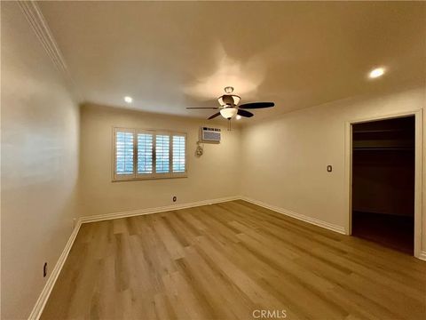 Tiny photo for 3010 Montrose Ave #33, La Crescenta, CA 91214 (MLS # SW25246444)