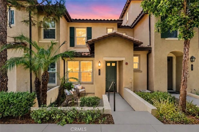 229 Dewdrop, Irvine