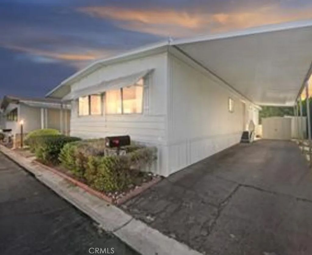 Photo of 54999 Martinez Trl, Yucca Valley, CA 92284 (MLS # OC25274588)