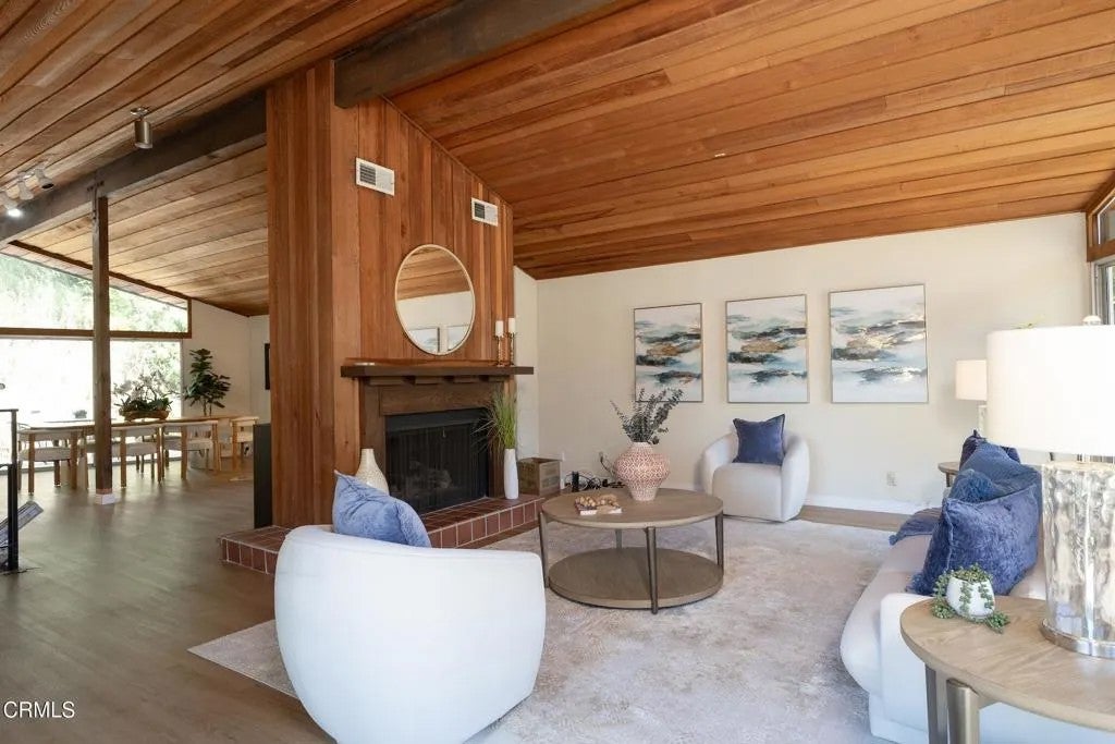 579 Laguna Road