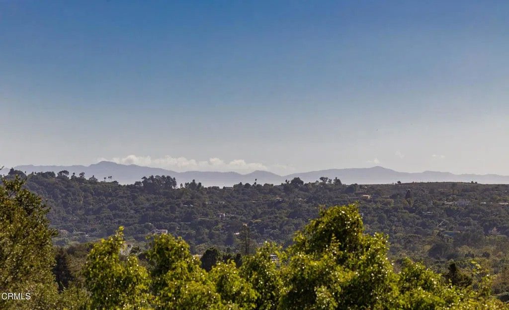 Photo of 2937 Glen Albyn Drive, Santa Barbara, CA 93105 (MLS # V1-35871)