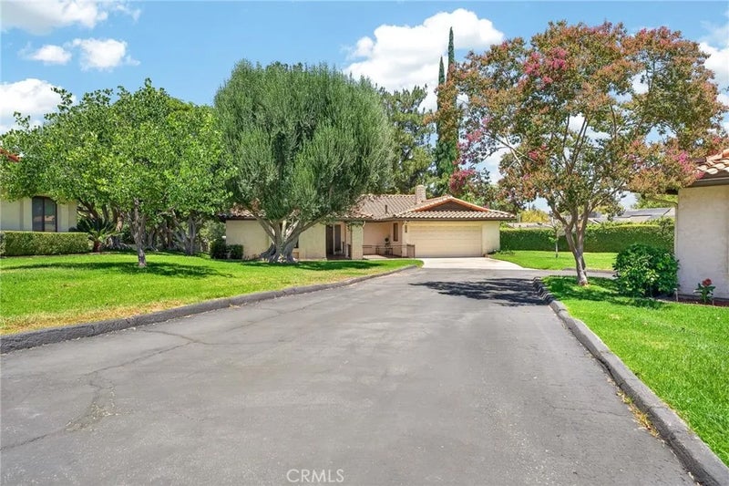 1410 Bella Vista