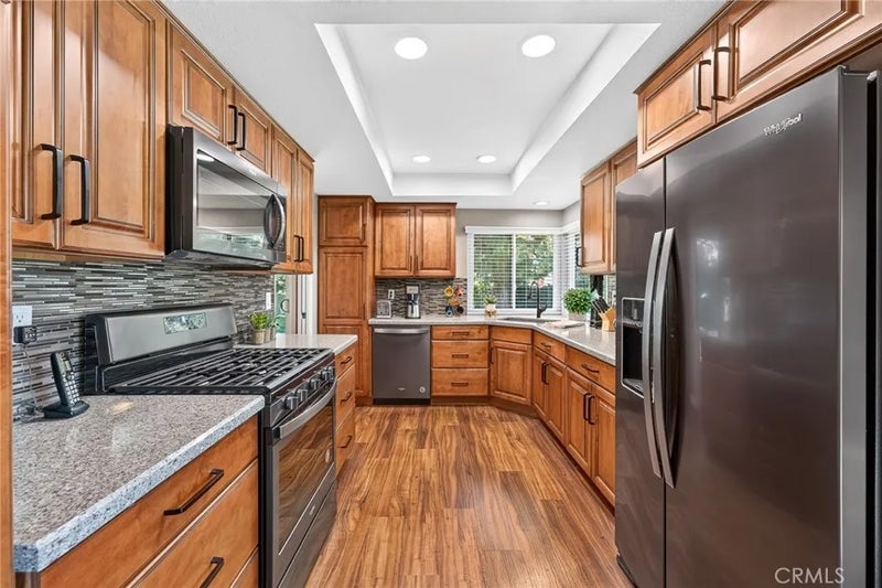 1410 Bella Vista