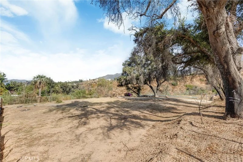 461 W Loma Alta