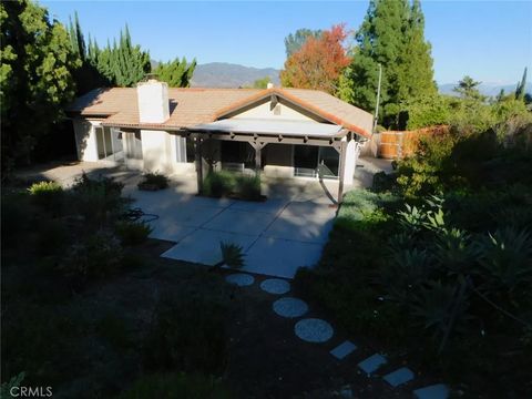 Tiny photo for 12701 Norlina Pl, Granada Hills, CA 91344 (MLS # SR25238937)