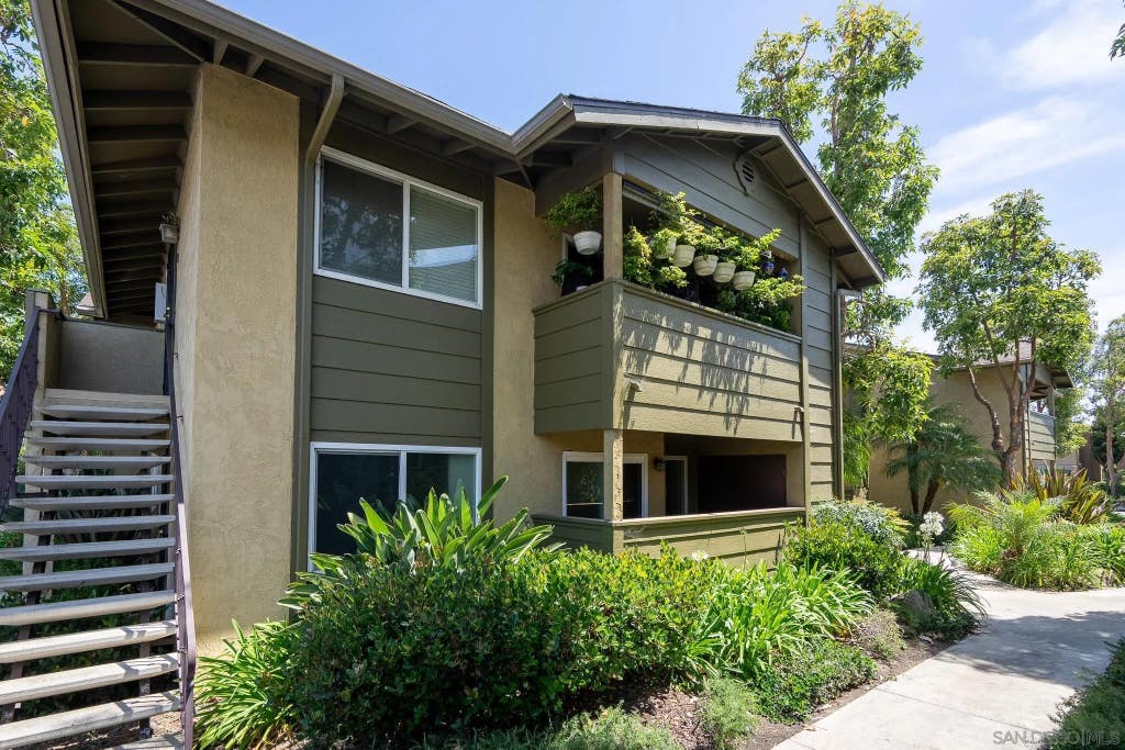 Photo of 180 Avenida Descanso #A, Oceanside, CA 92057 (MLS # 260012056)
