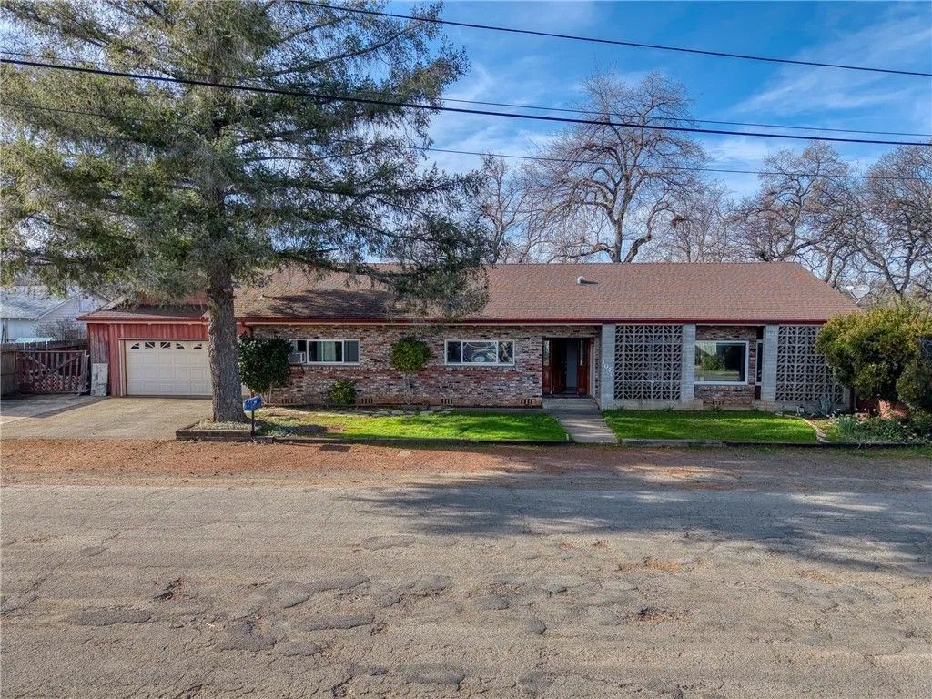 Photo of 1070 24th Street, Lakeport, CA 95453 (MLS # LC26019089)