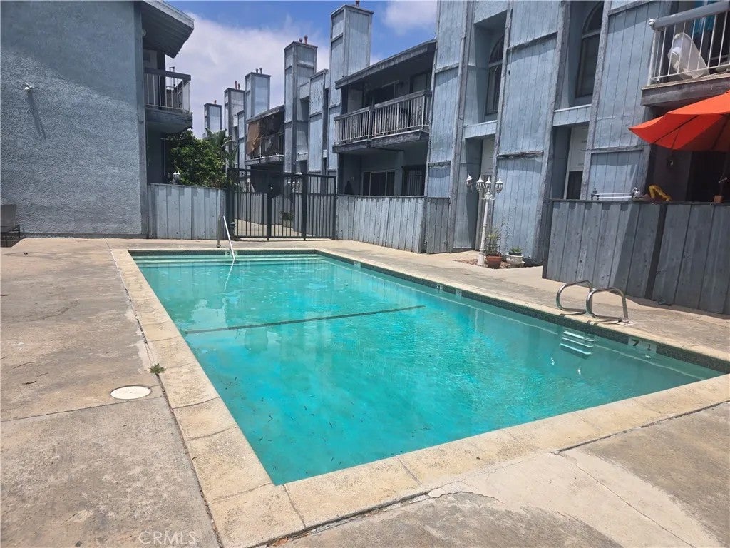14520 Plummer 5