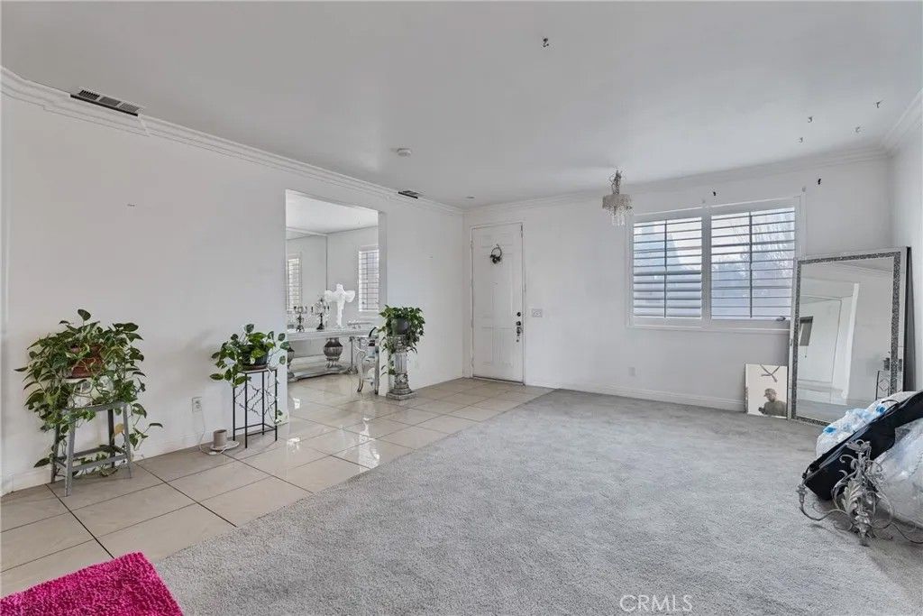 Photo of 9171 Ravenswood Ave, Hesperia, CA 92344 (MLS # IG26004280)