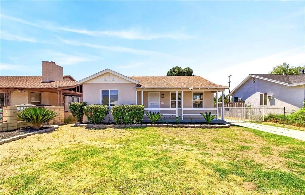 Photo of 1165 Magnolia Avenue, San Bernardino, CA 92411 (MLS # PW26099454)