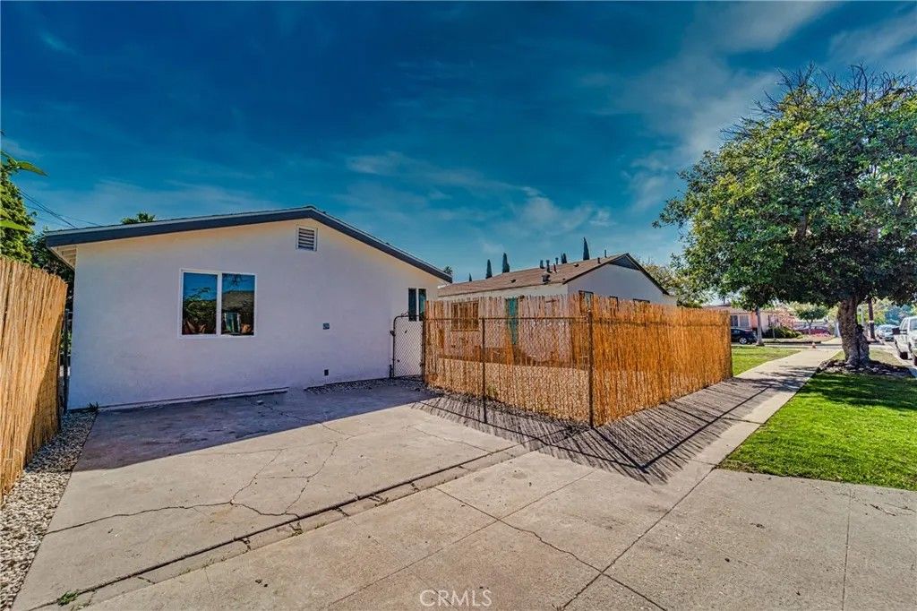 Photo of 11420 Clovis Avenue, Los Angeles, CA 90059 (MLS # MB26070580)